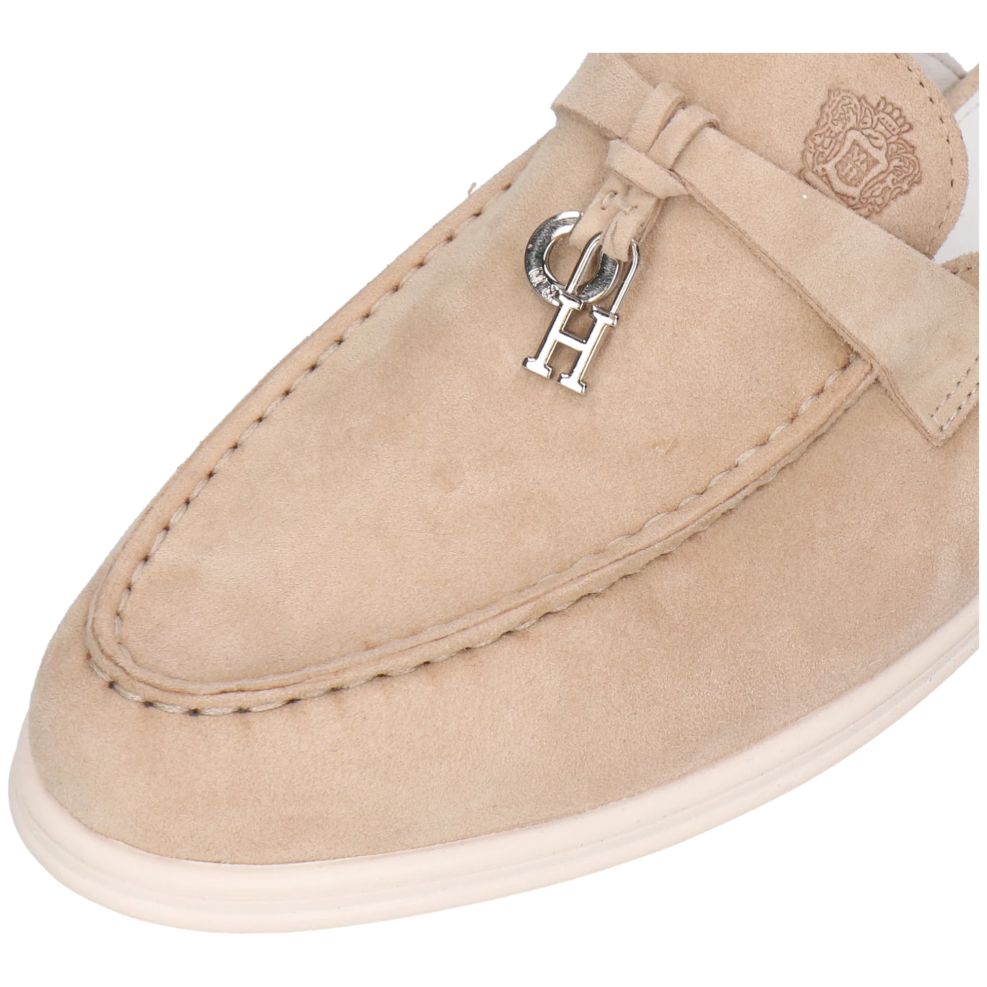 Adley 15 - Image 5