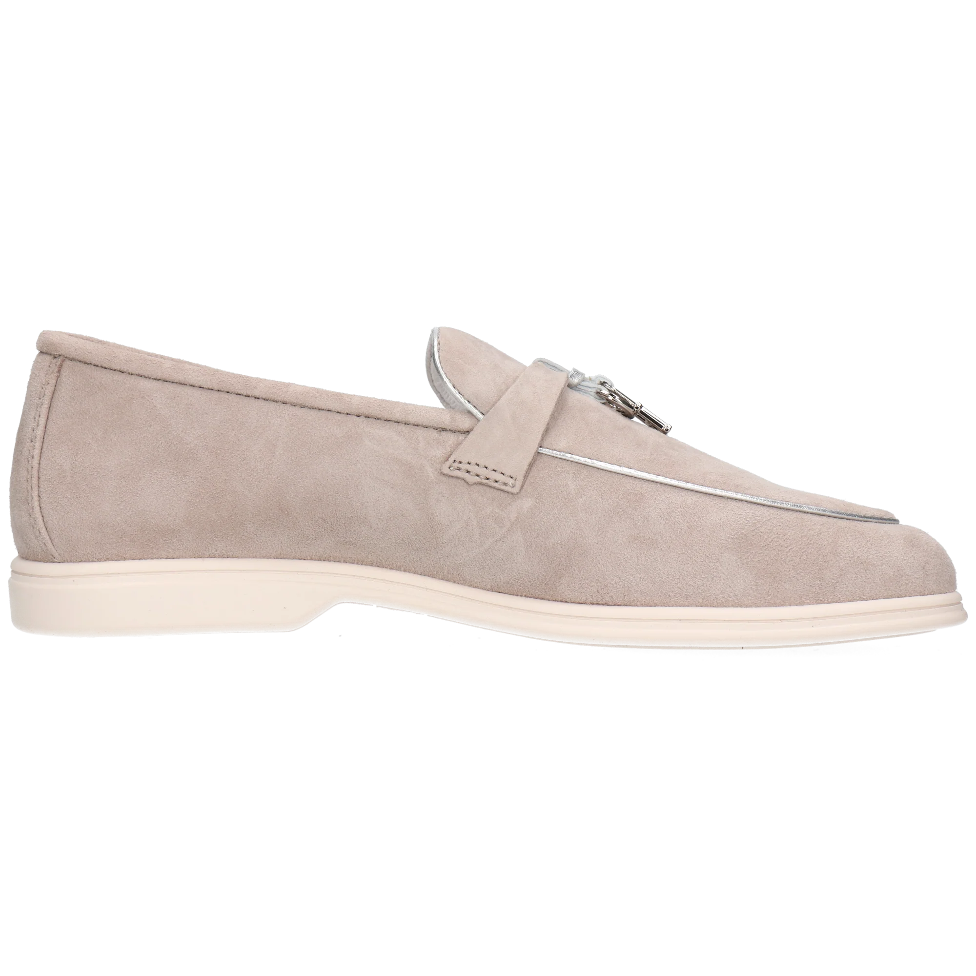 Adley 24 - Image 2