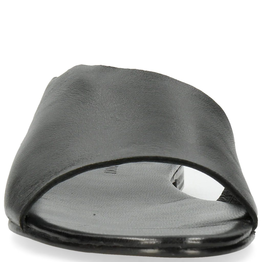 Hanna 40 - Image 6