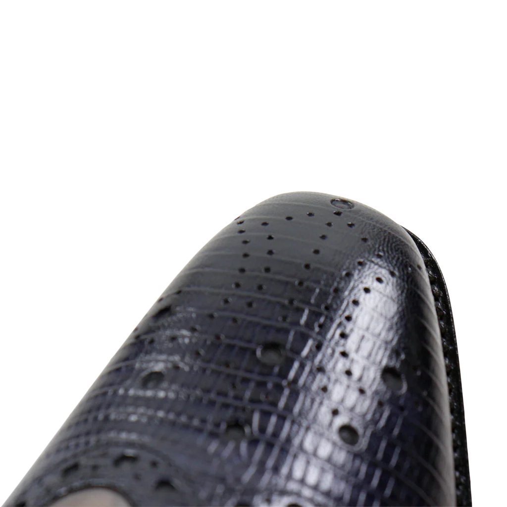 Martin 5 - Image 6