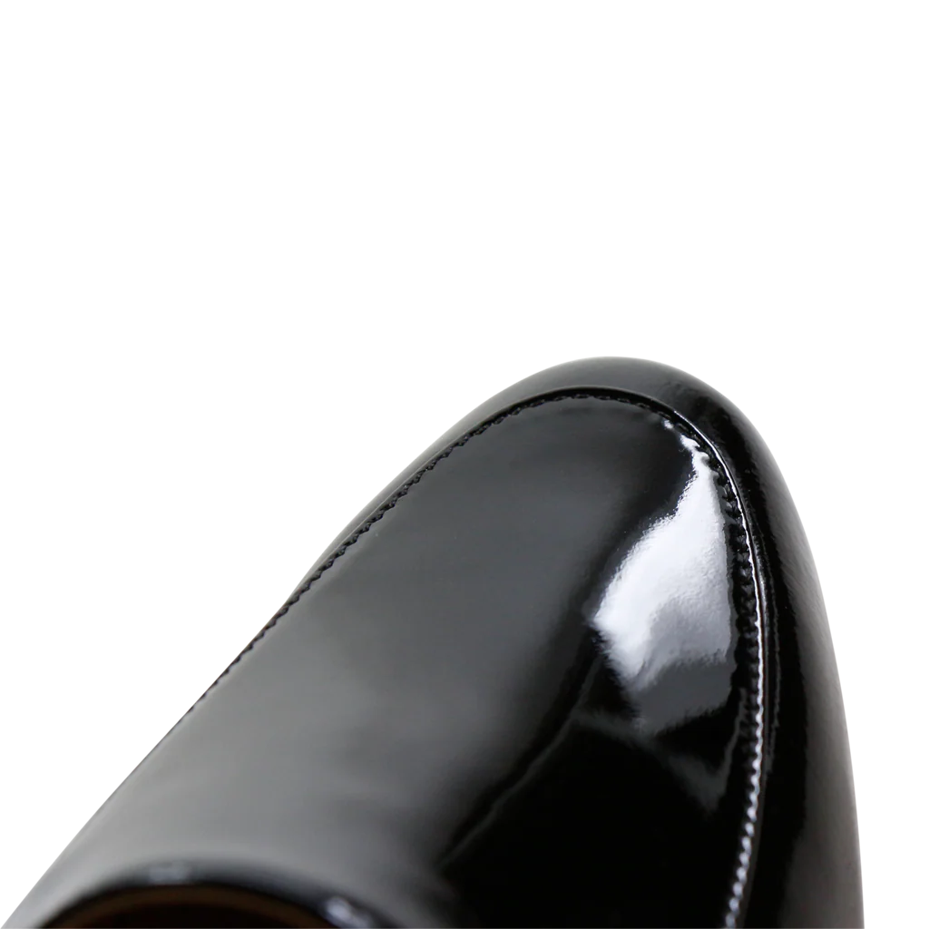 Mia 5 - Image 6