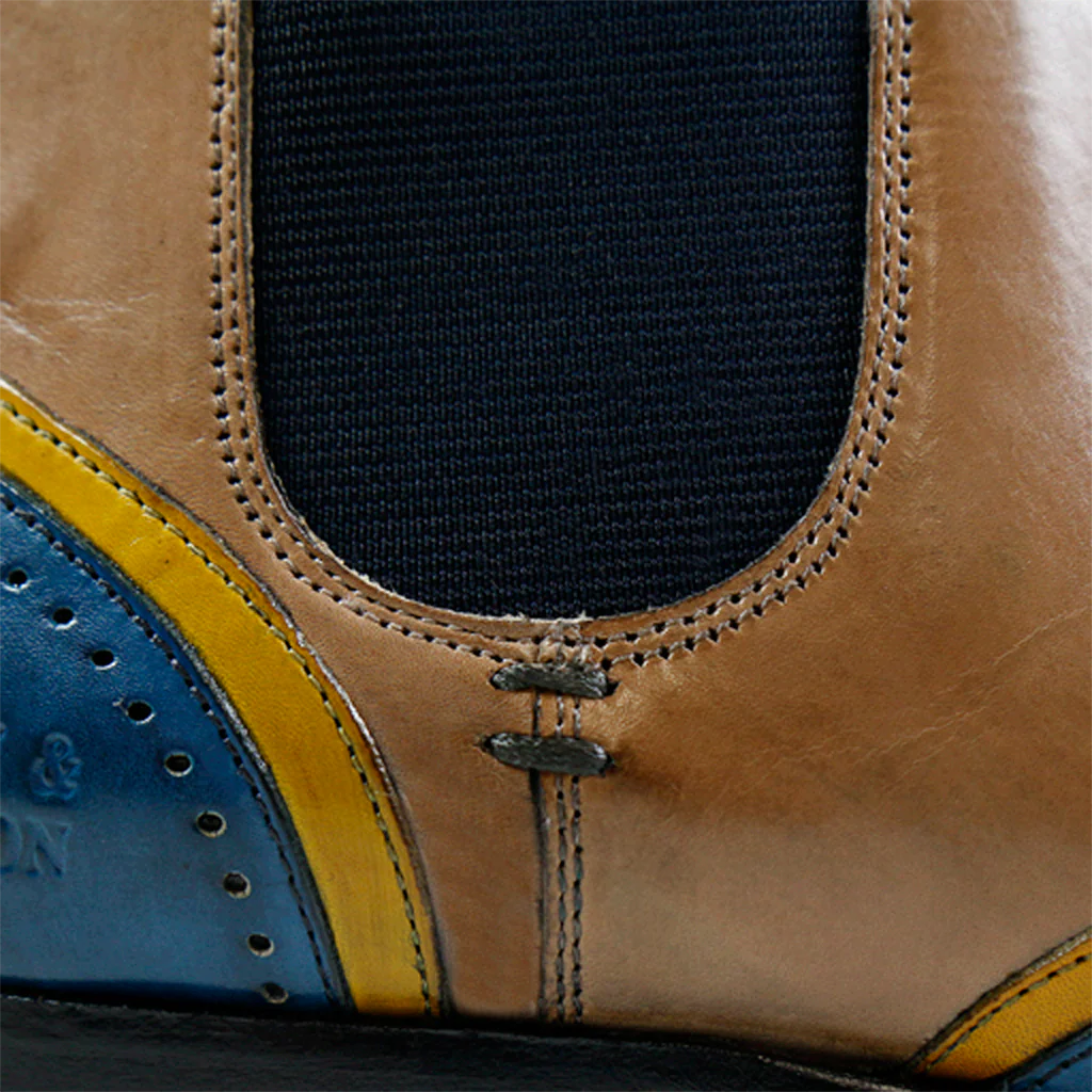 Sally 19 - Image 7