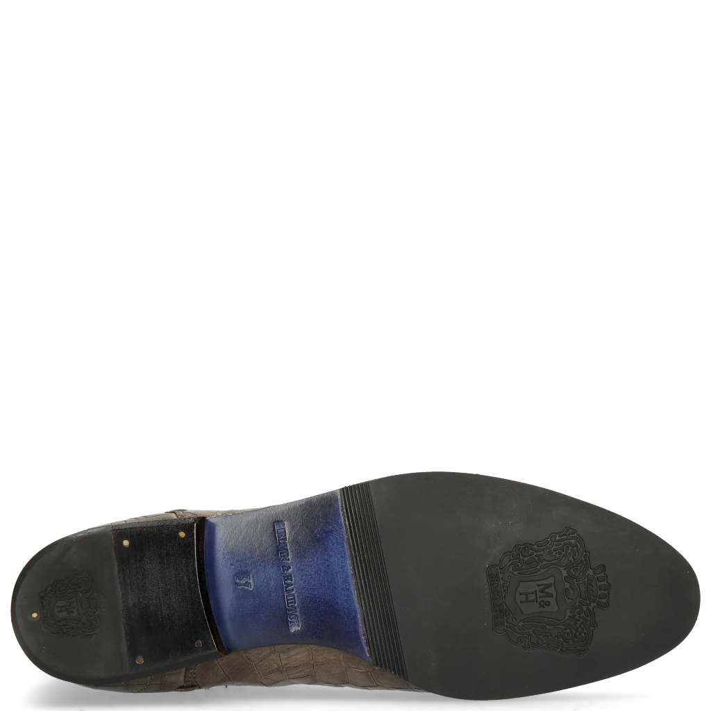 Susan 10 - Image 5