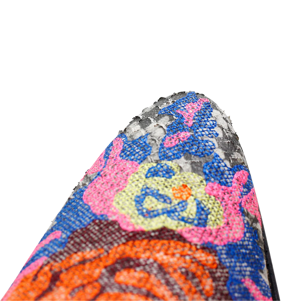Toni 7 - Image 6